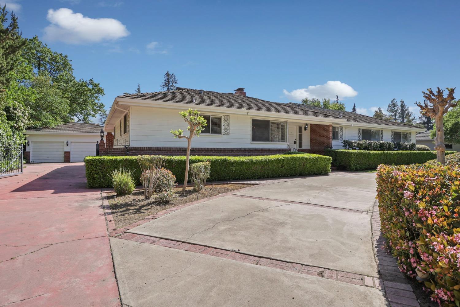 5342 Harwood Lane