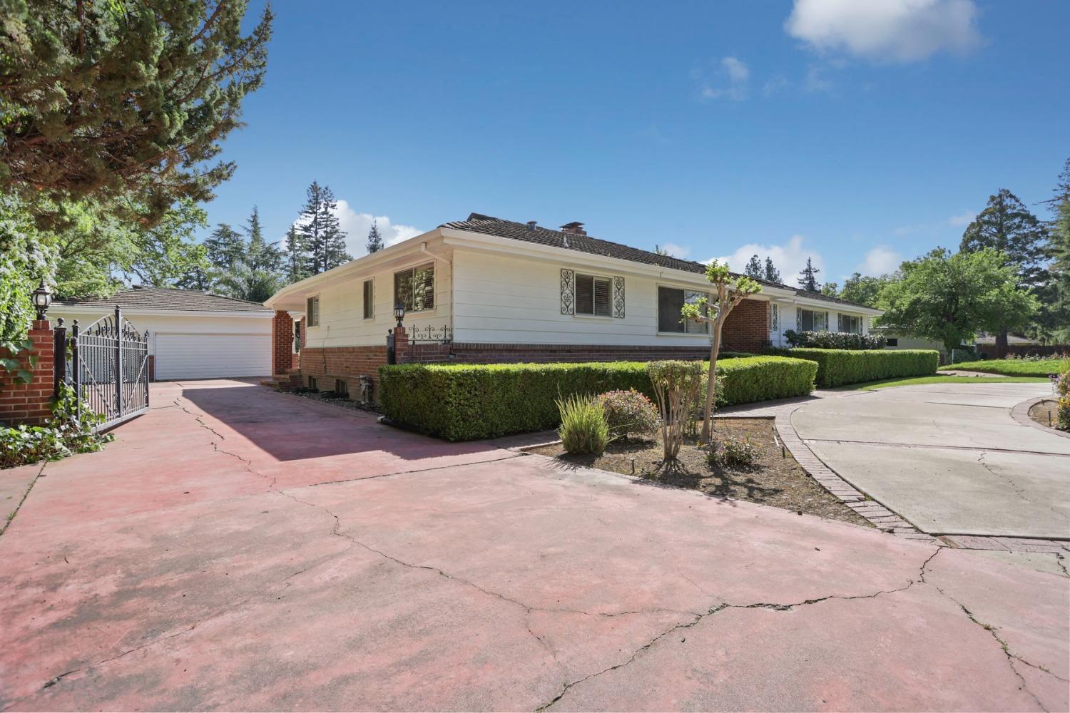 5342 Harwood Lane