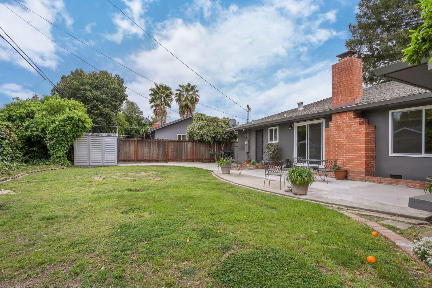 1607 Stanton Way