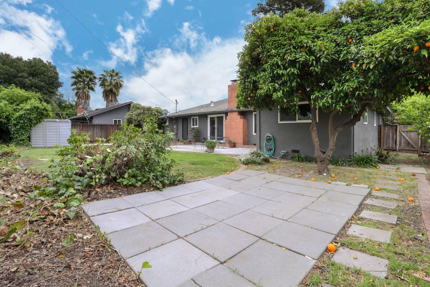 1607 Stanton Way
