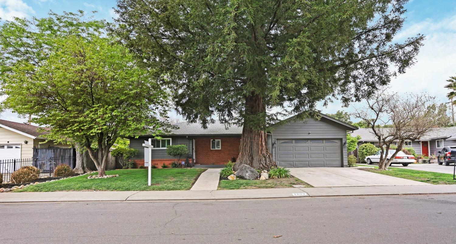1607 Stanton Way