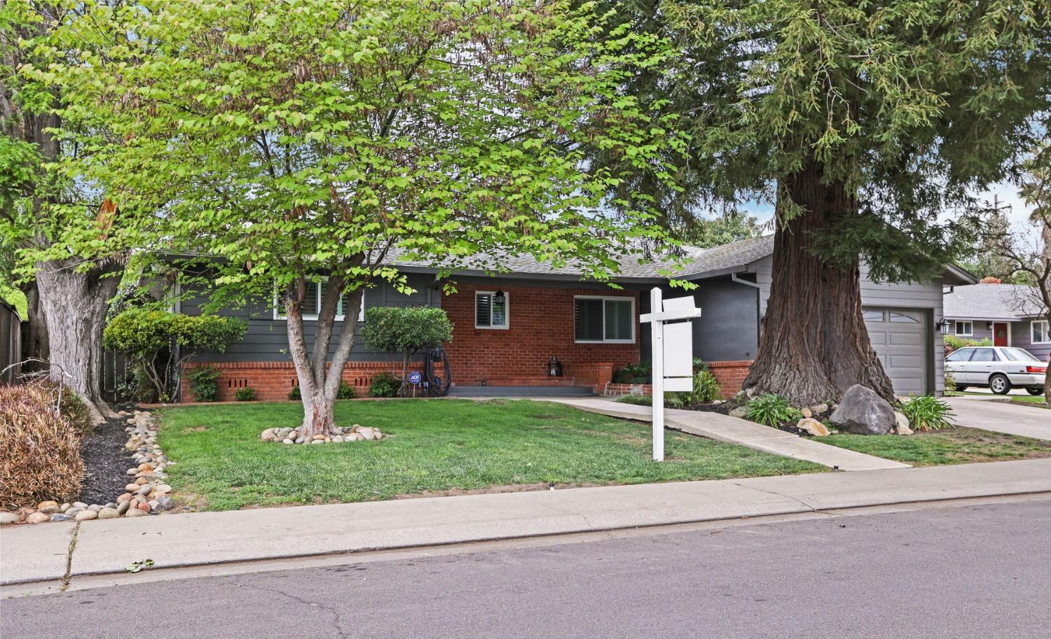 1607 Stanton Way