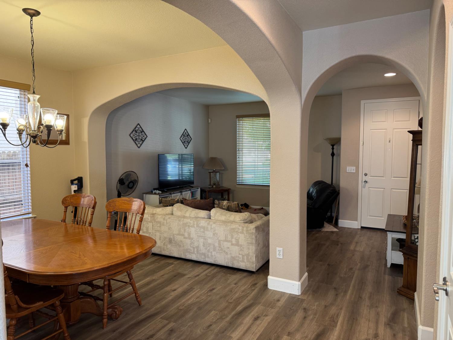 10647 spring creek Lane