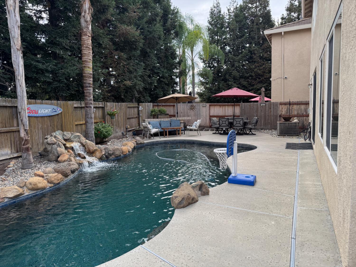 10647 spring creek Lane