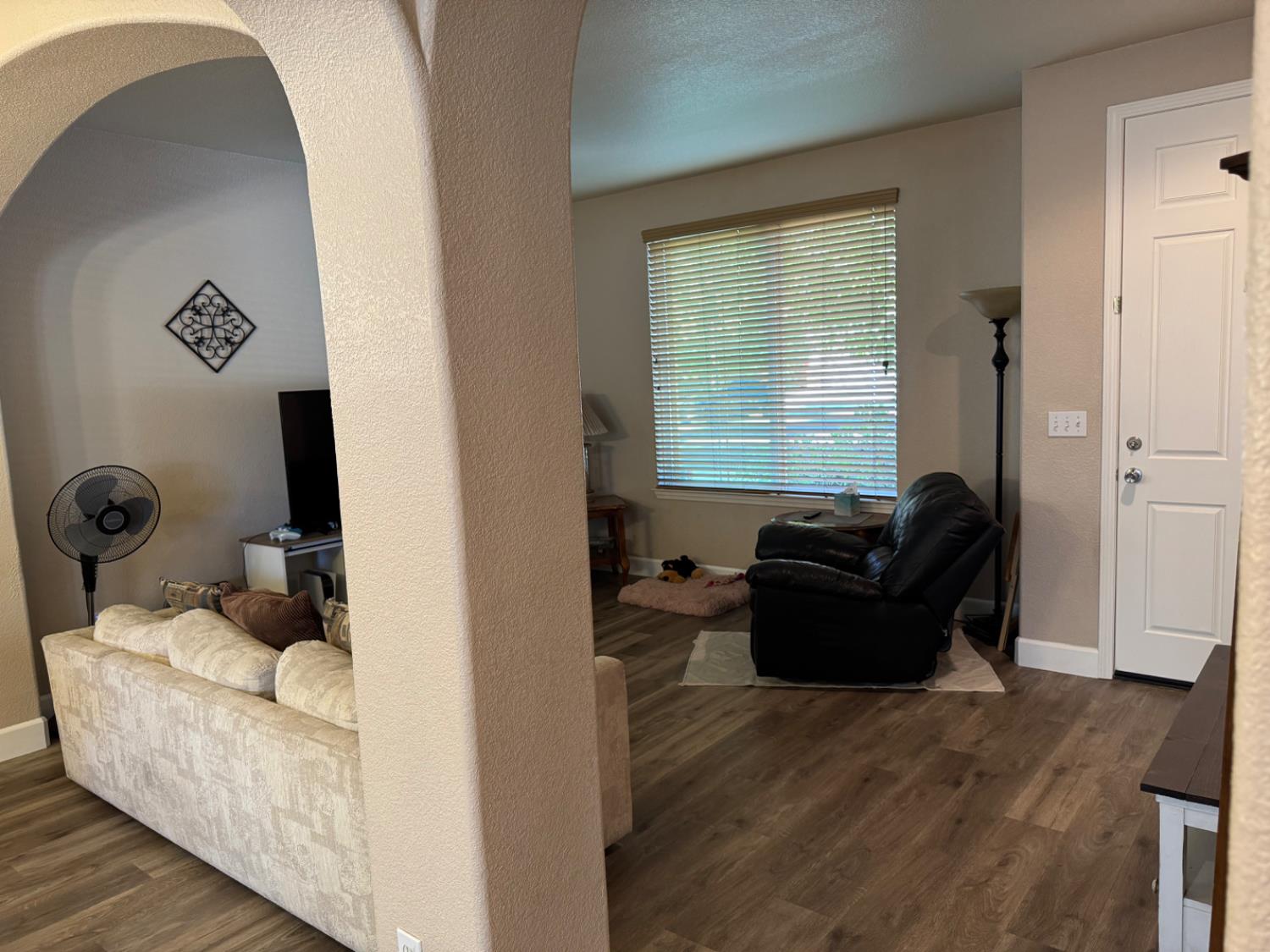 10647 spring creek Lane