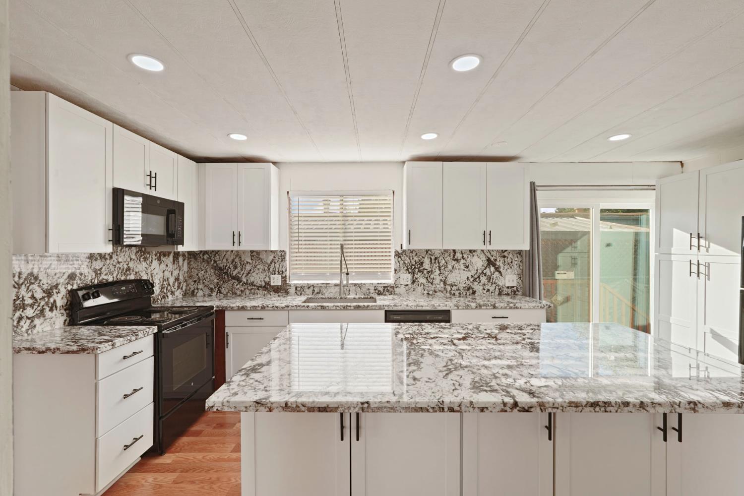 16300 Orange Blossom Road 31