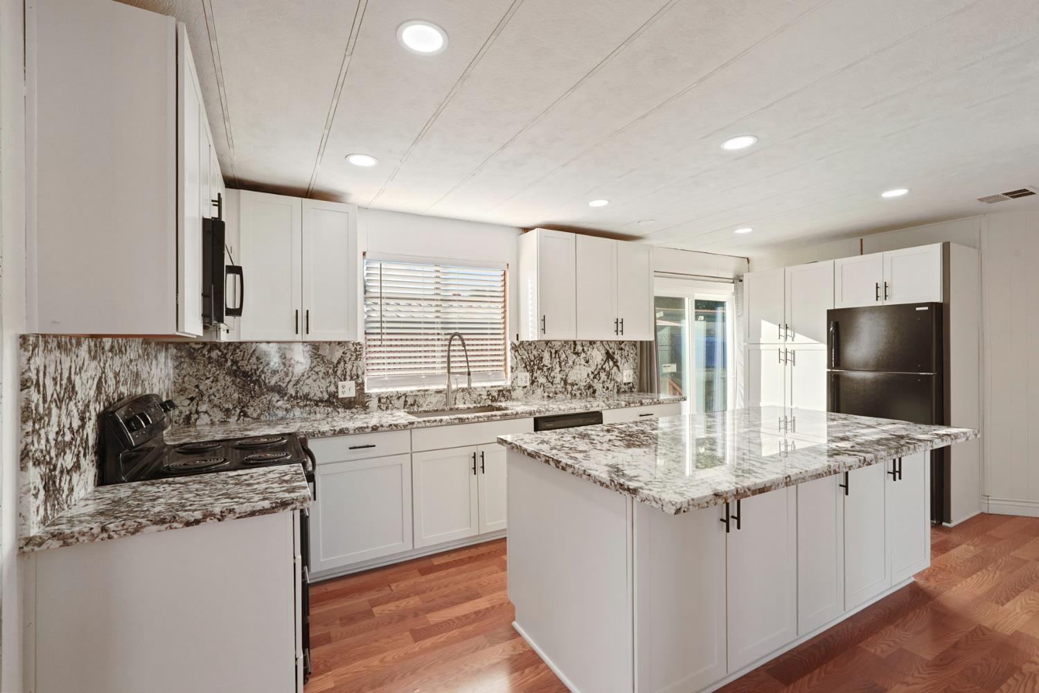 16300 Orange Blossom Road 31