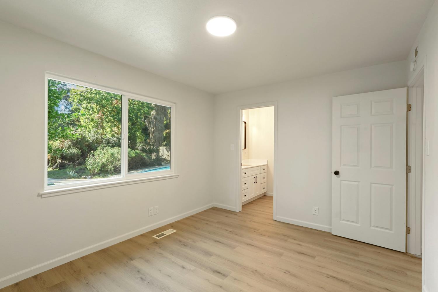 2306 W Swain Road