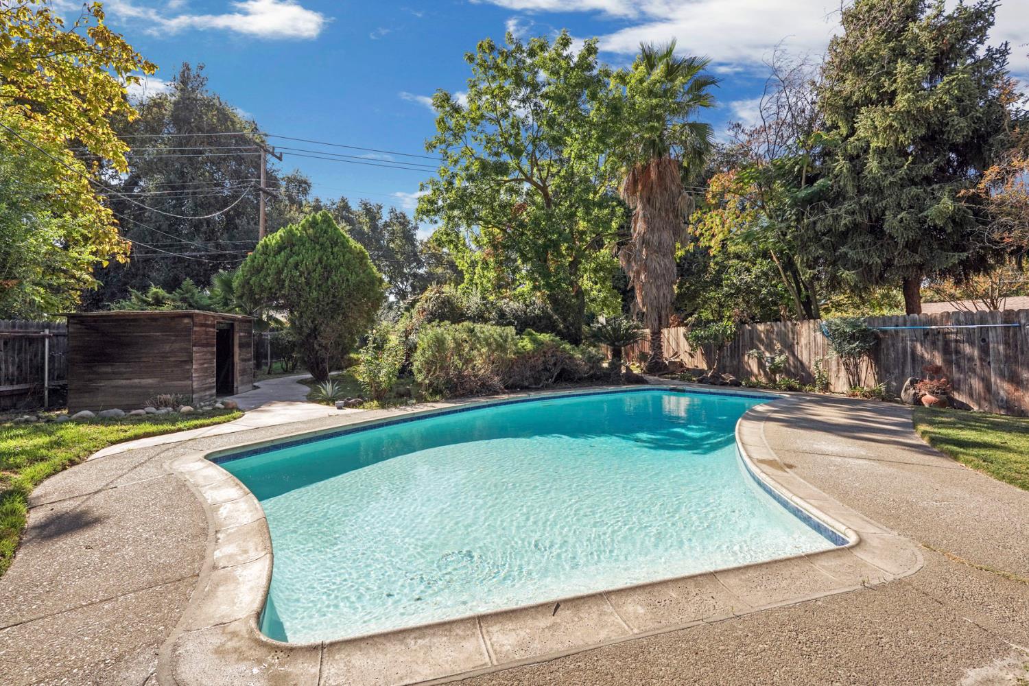 2306 W Swain Road
