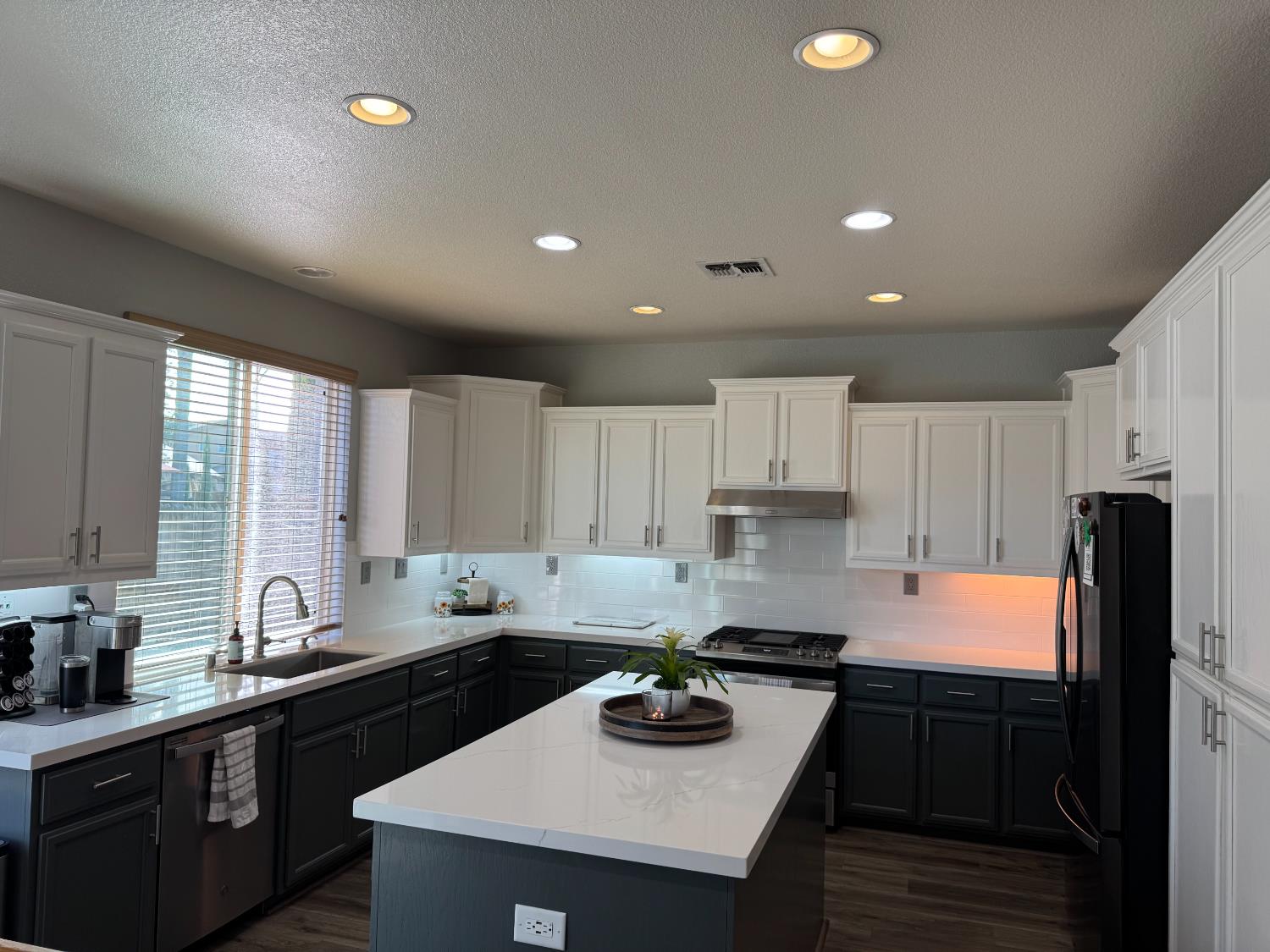 10647 spring creek Place