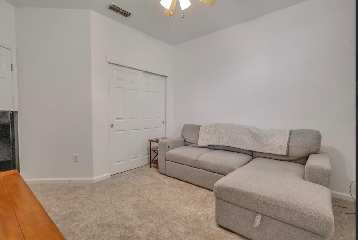 10647 spring creek Place