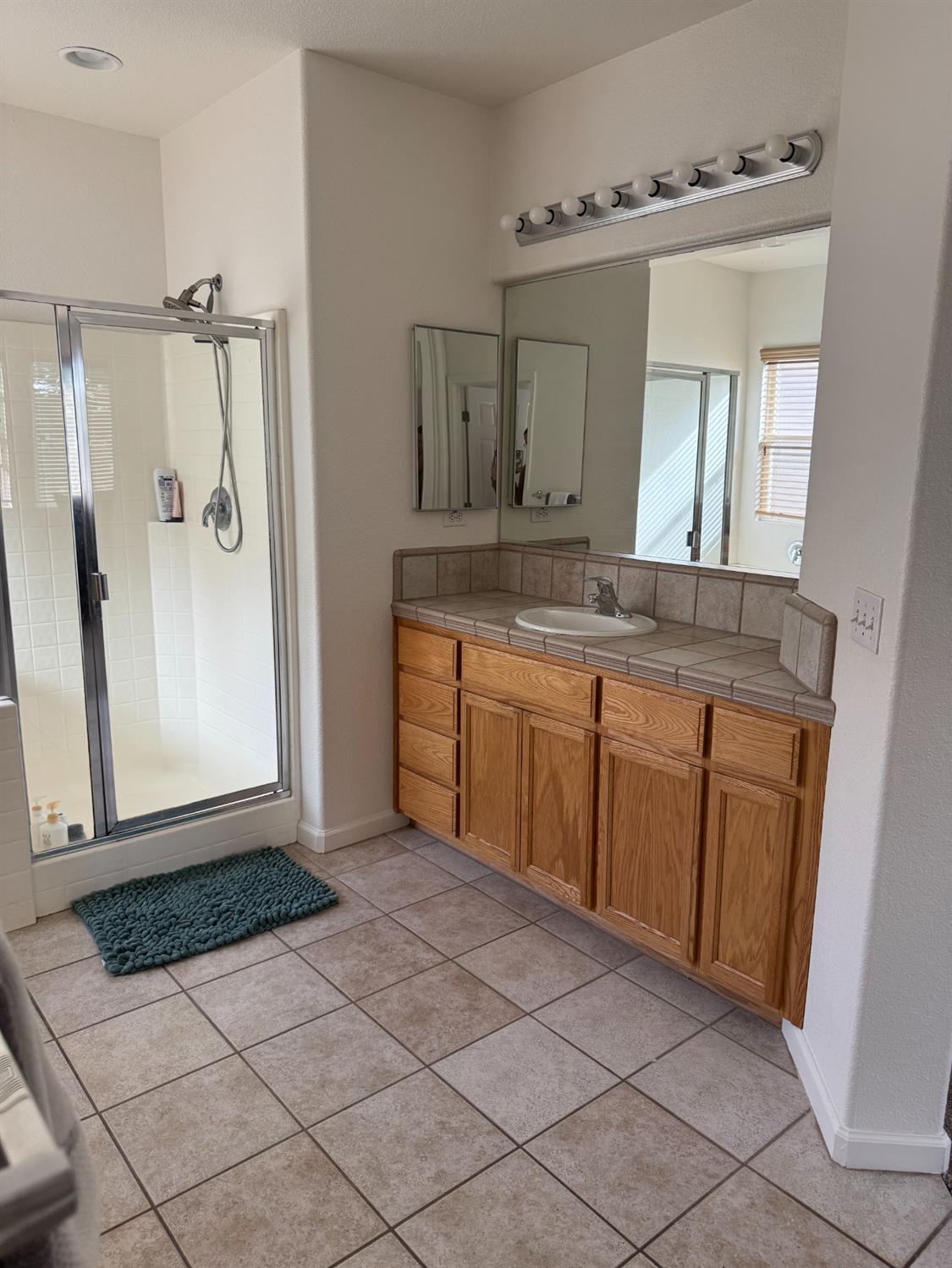 10647 spring creek Place