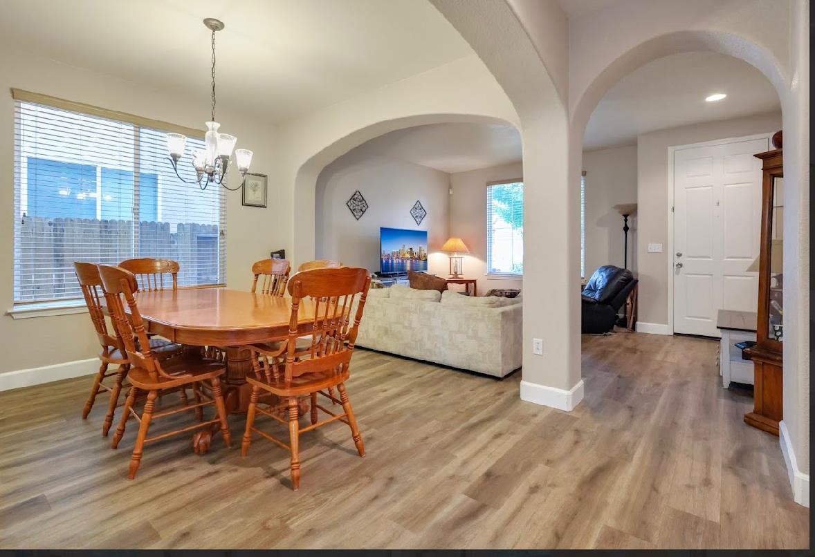 10647 spring creek Place