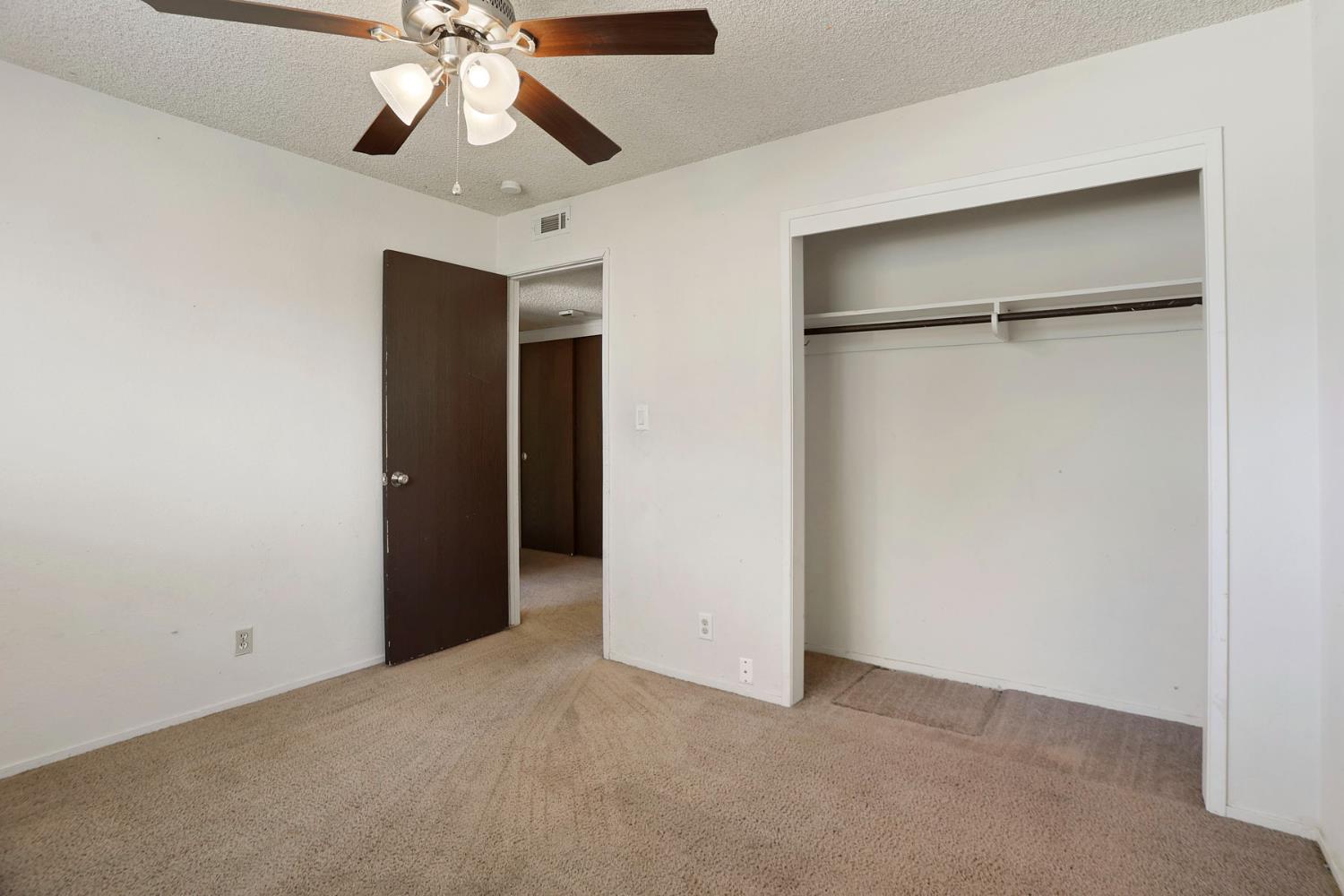 8348 Edgefield Way