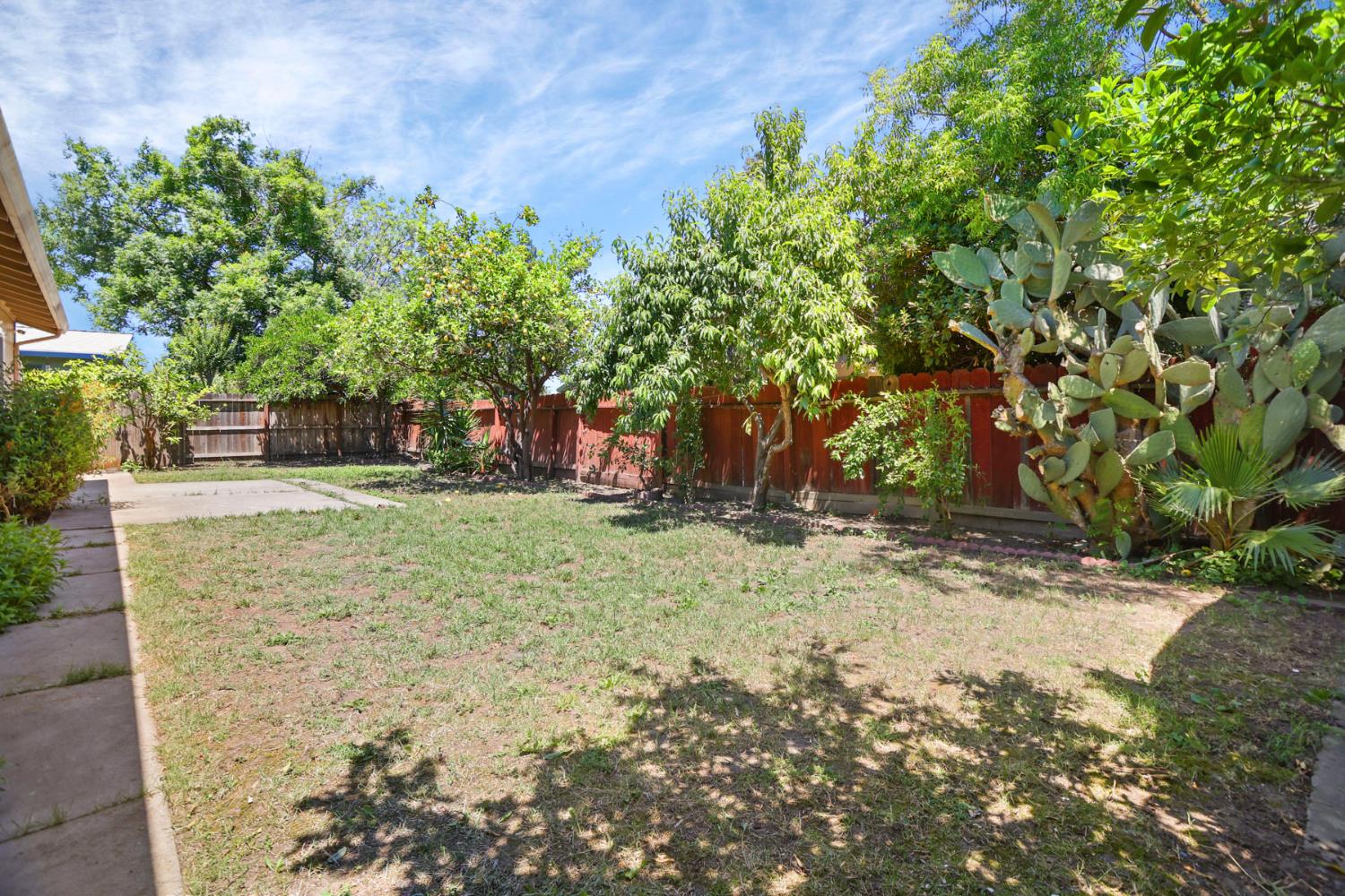 8348 Edgefield Way