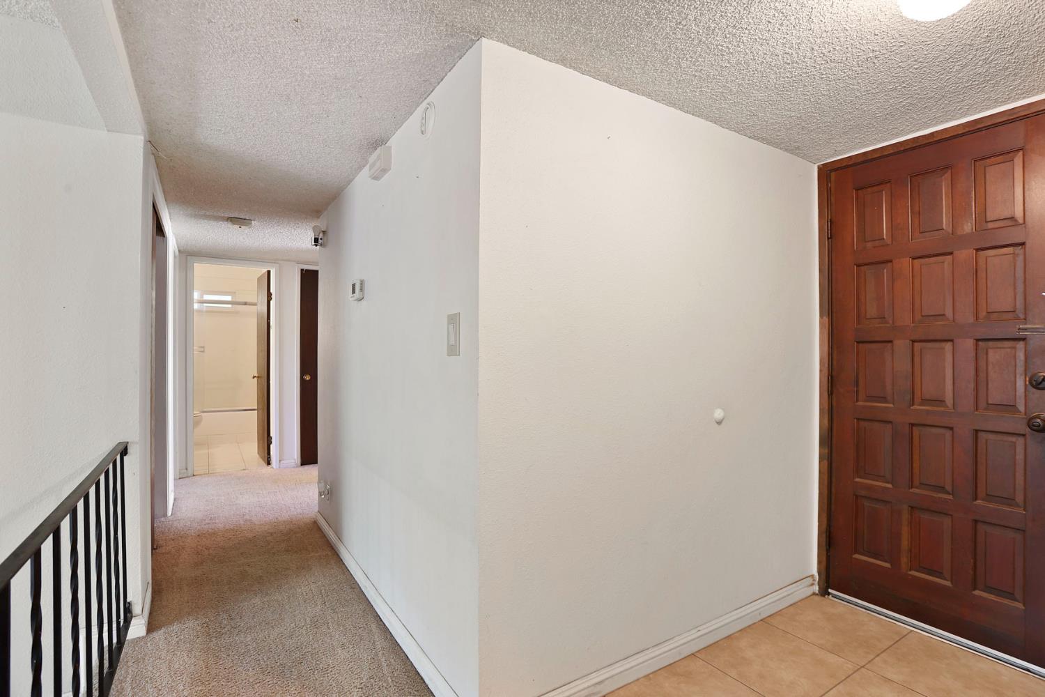 8348 Edgefield Way