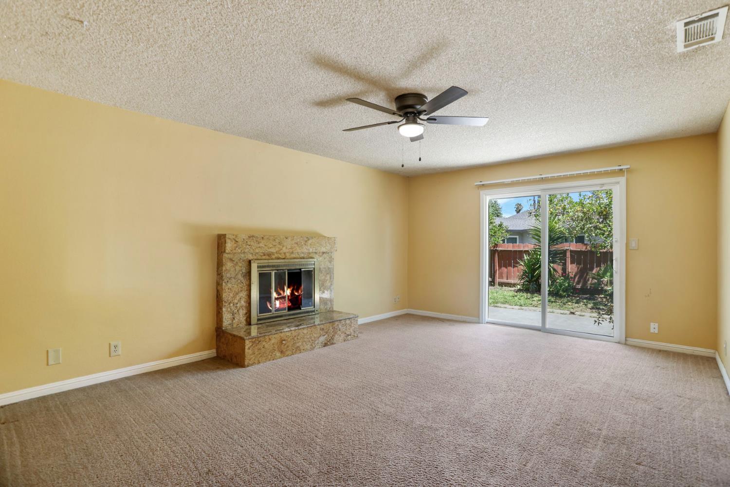 8348 Edgefield Way