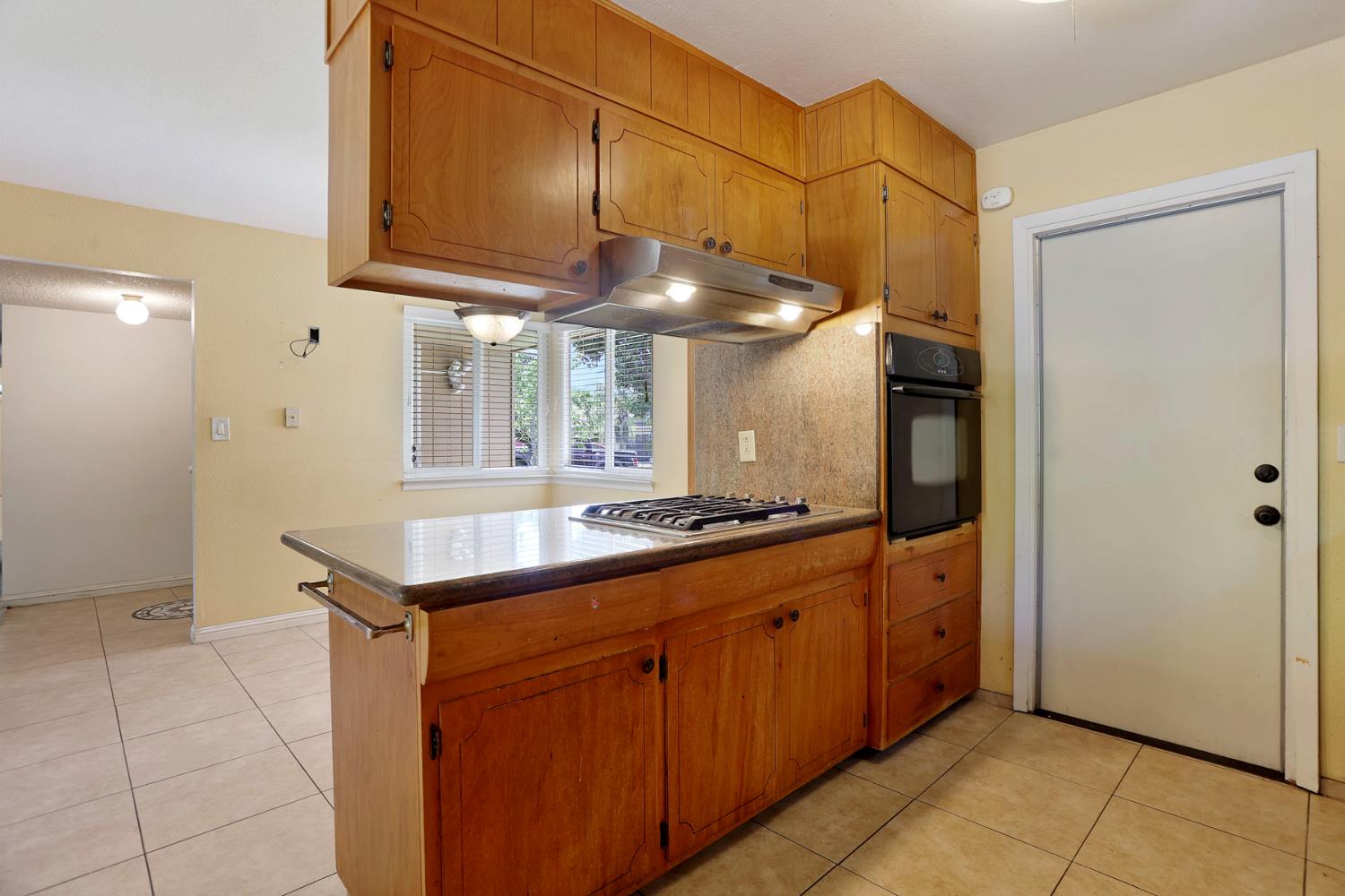 8348 Edgefield Way