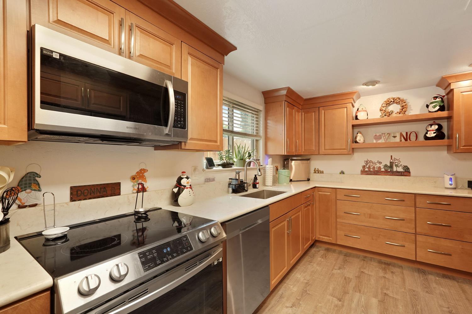 530 Mahogany Lane