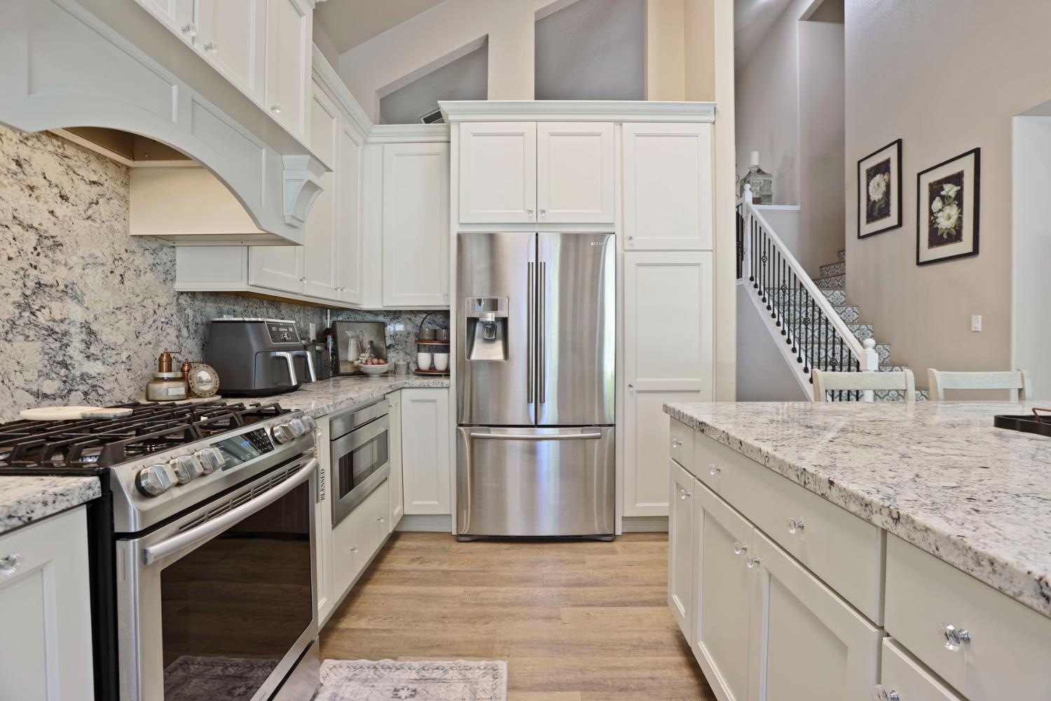 4054 Pine Lake Circle