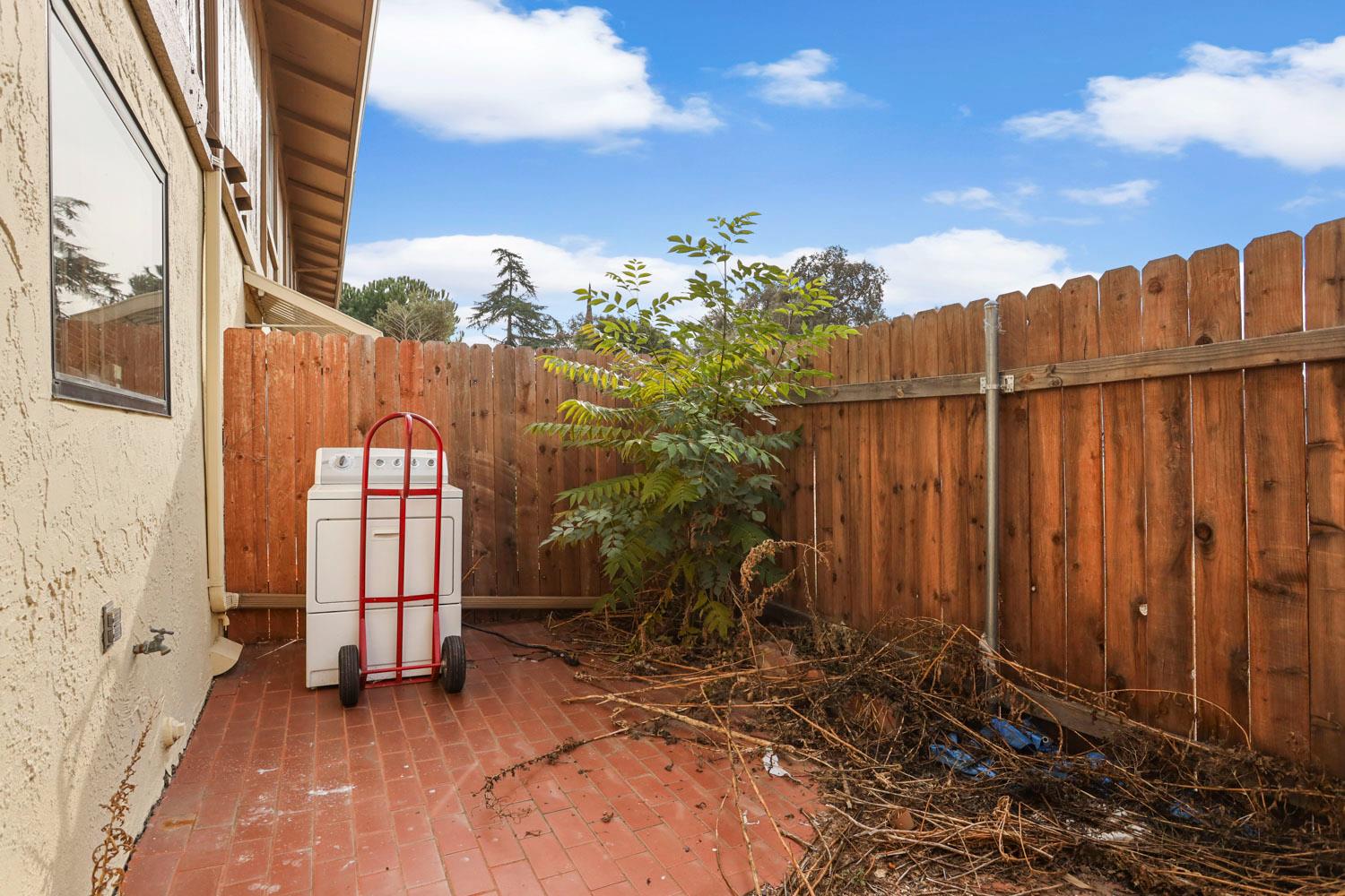 1077 Rivara Road 210
