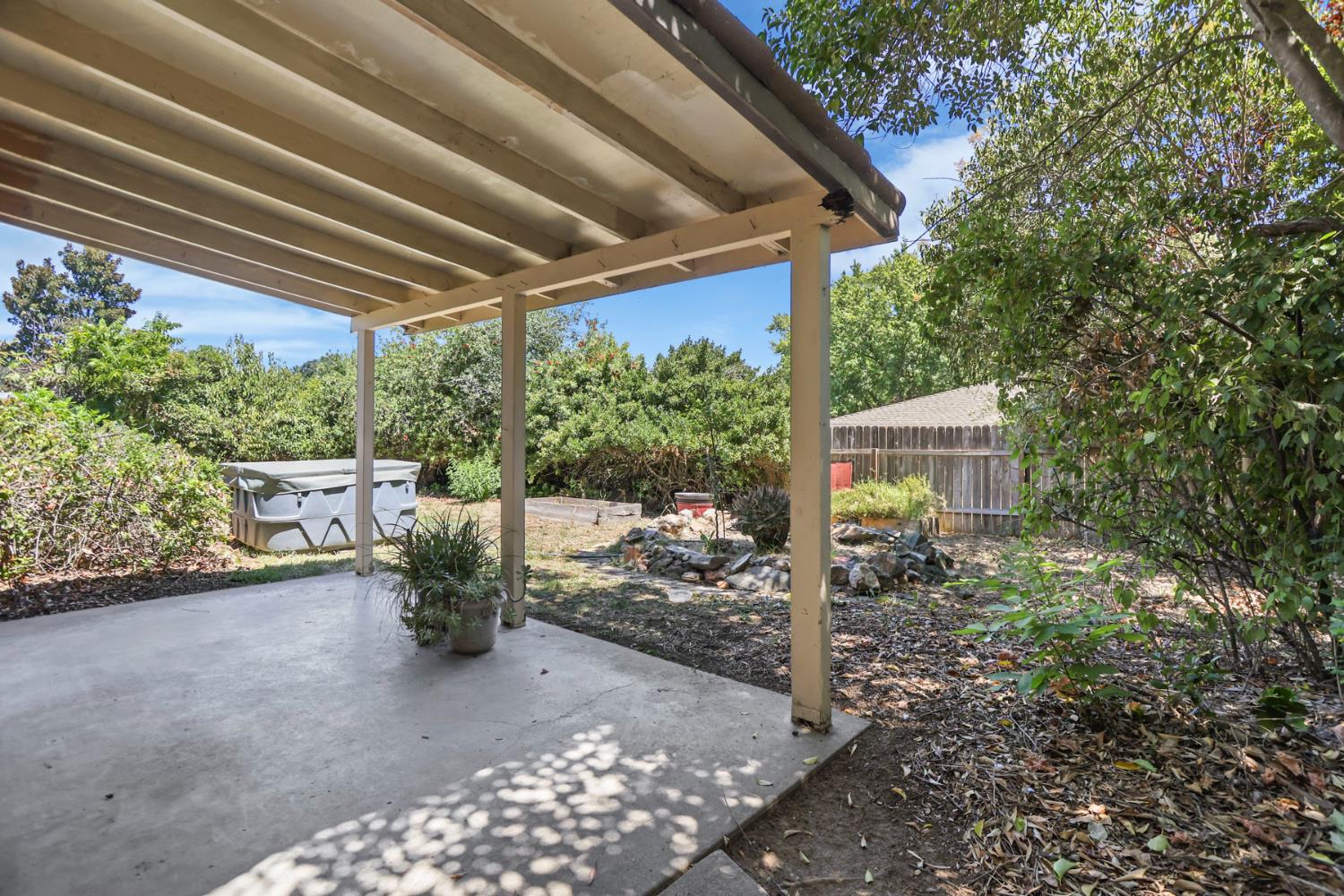 5832 Keyntel Street