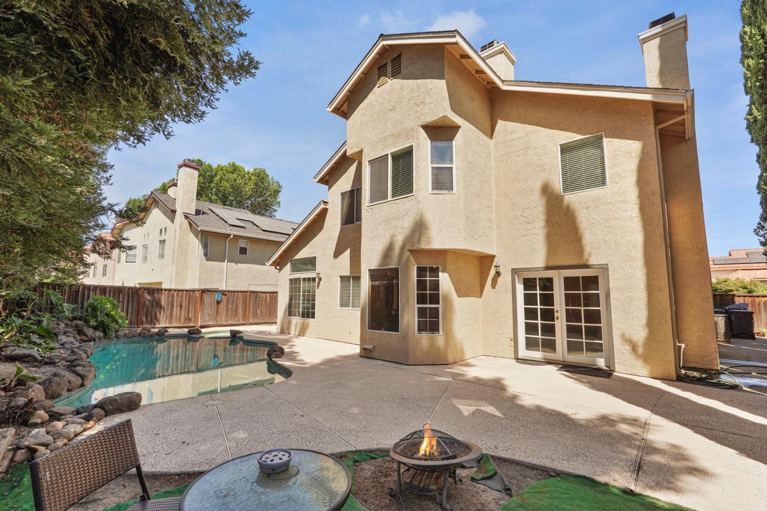 1530 Locust Drive