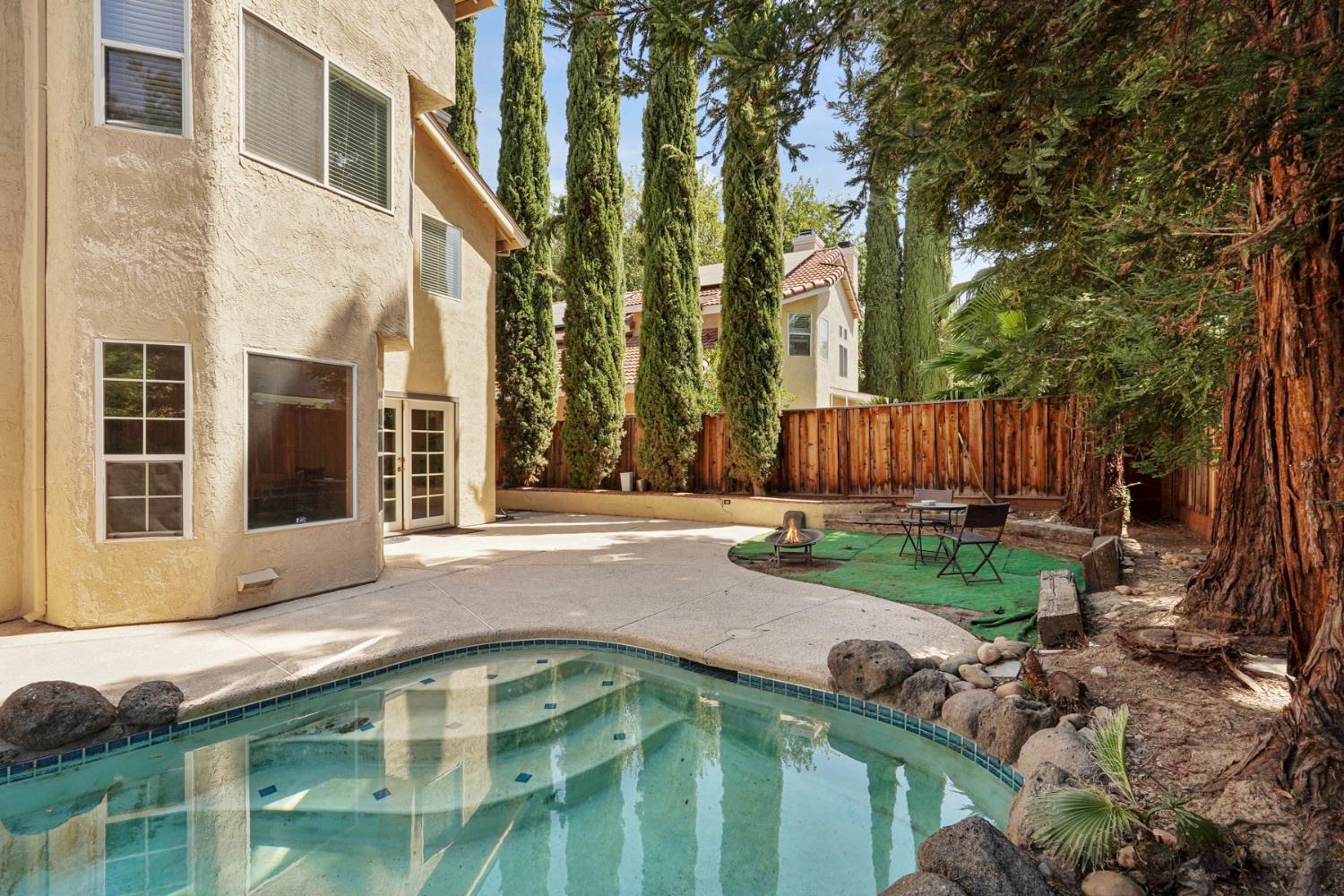 1530 Locust Drive