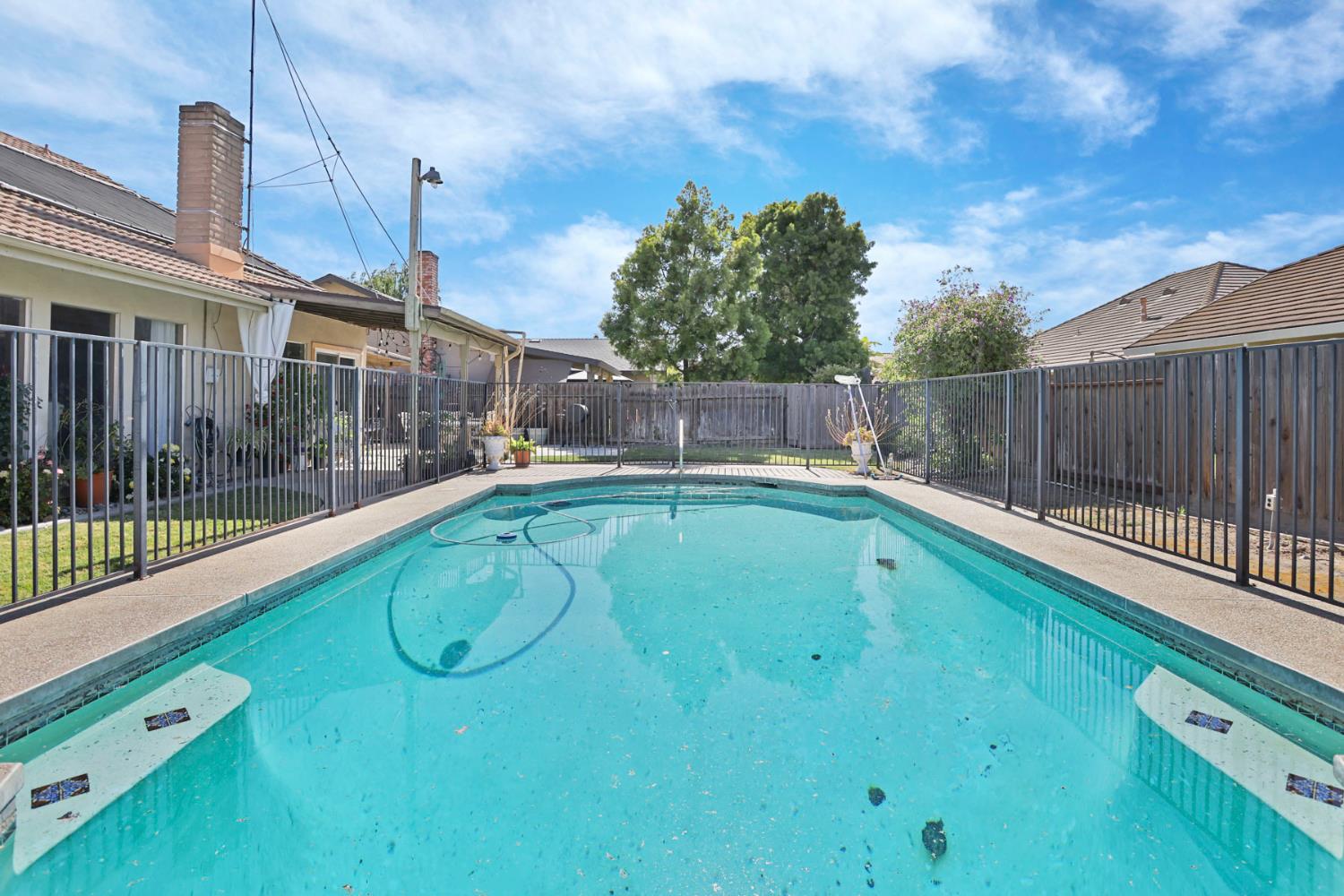 2300 Senimi Circle
