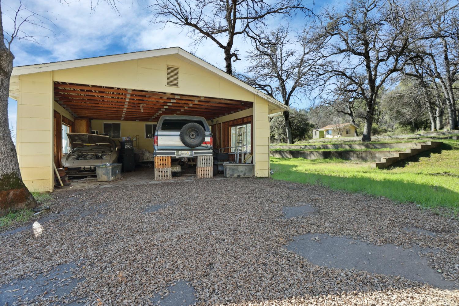 20200 Tuolumne Road