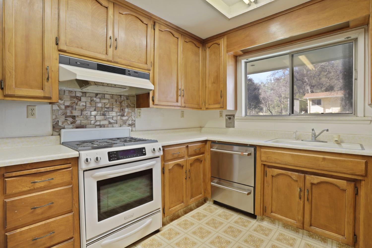 20200 Tuolumne Road