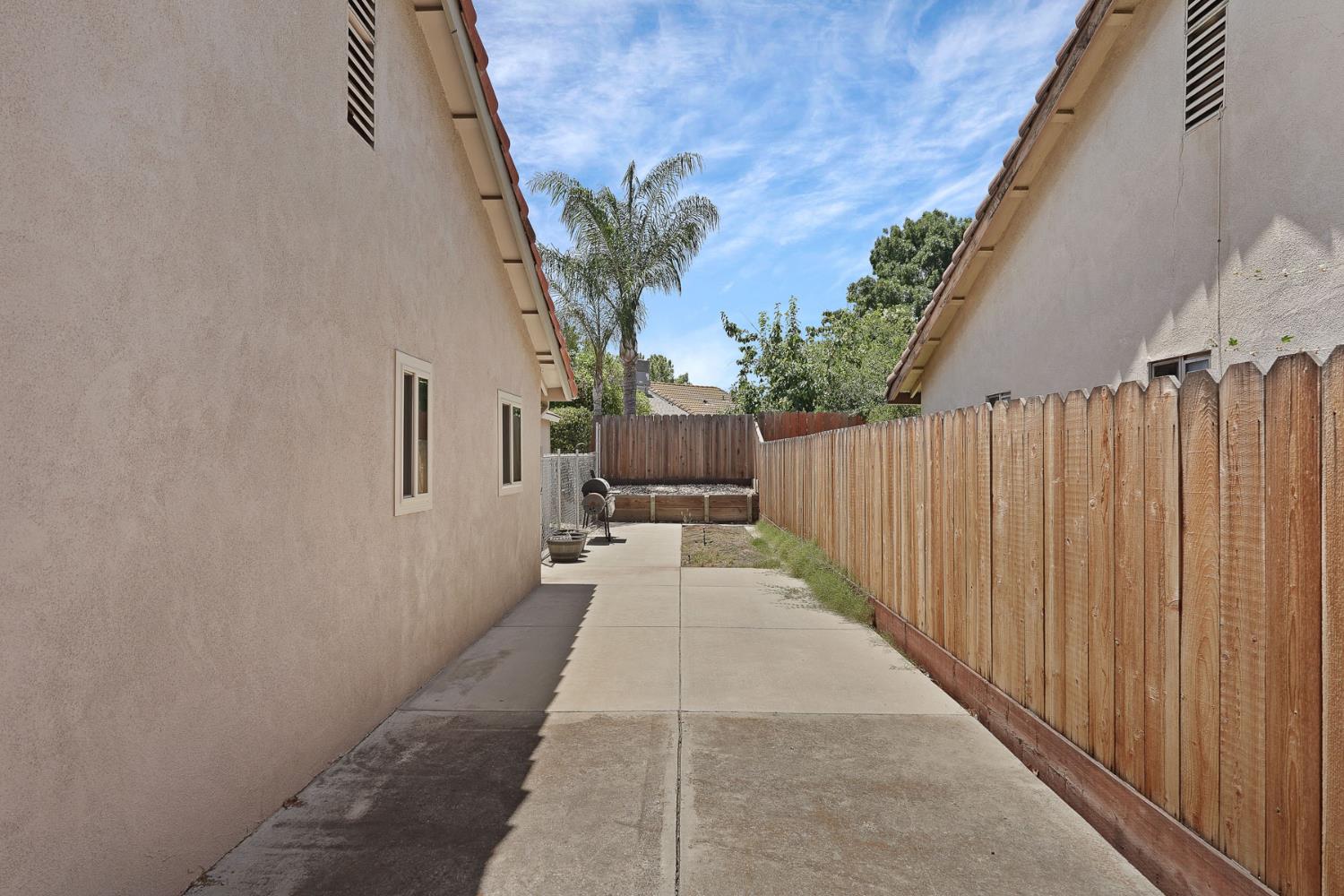 530 Mahogany Lane