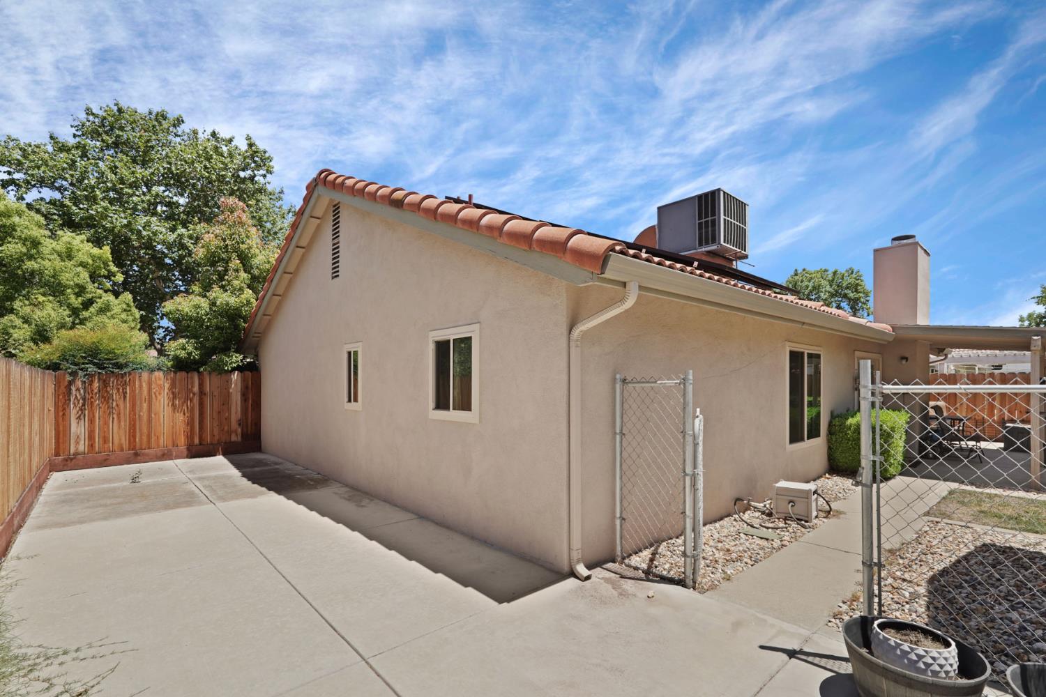 530 Mahogany Lane