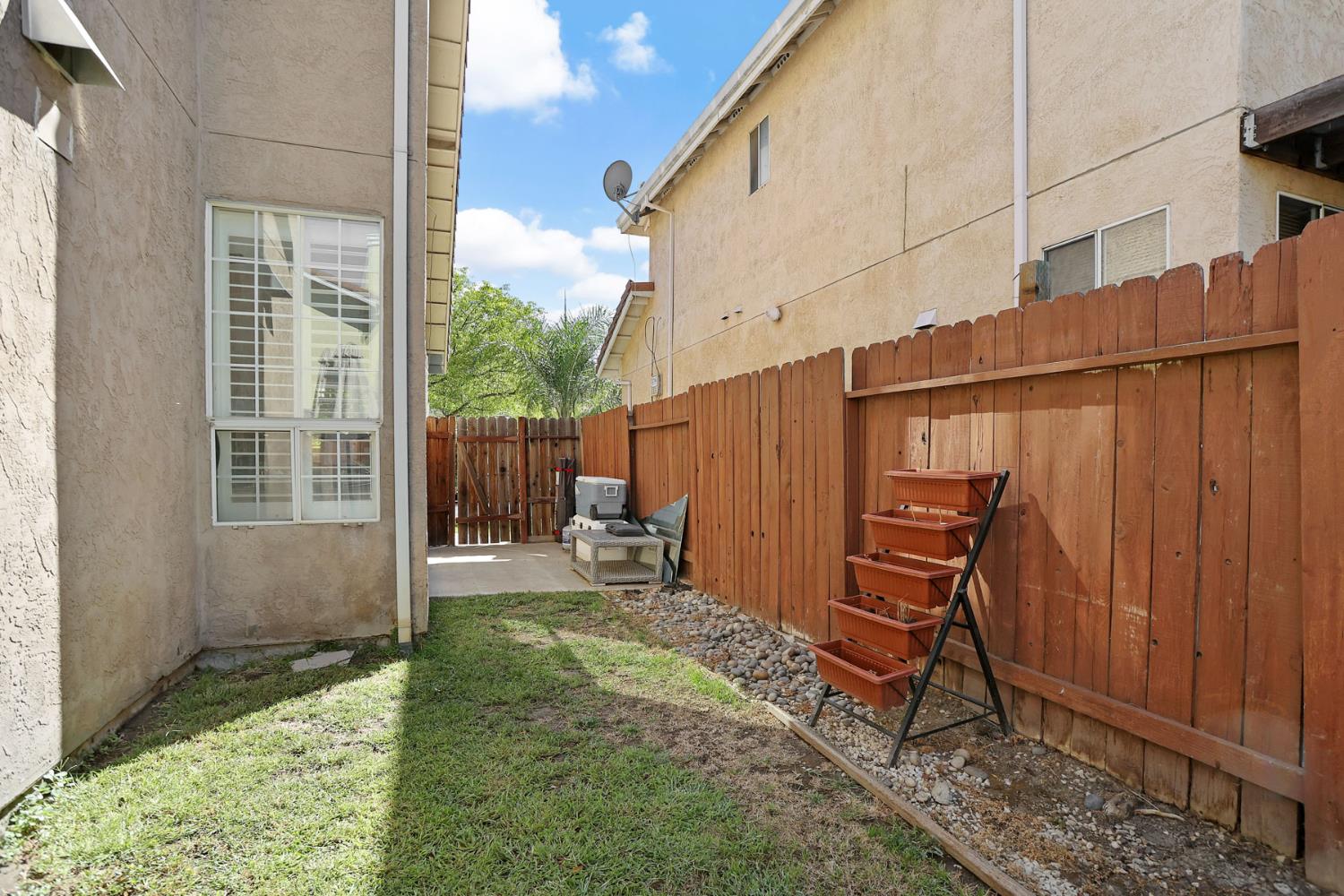 1549 Woodland Court