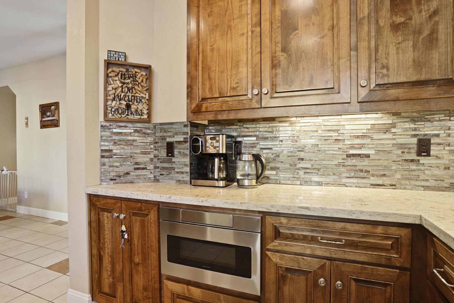 1549 Woodland Court