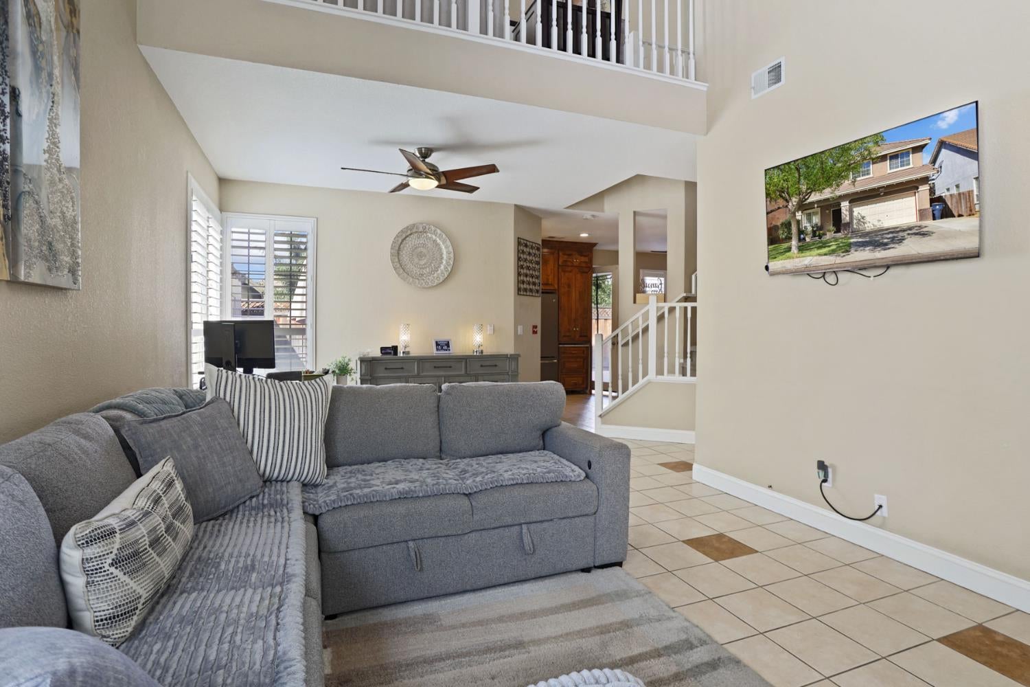1549 Woodland Court