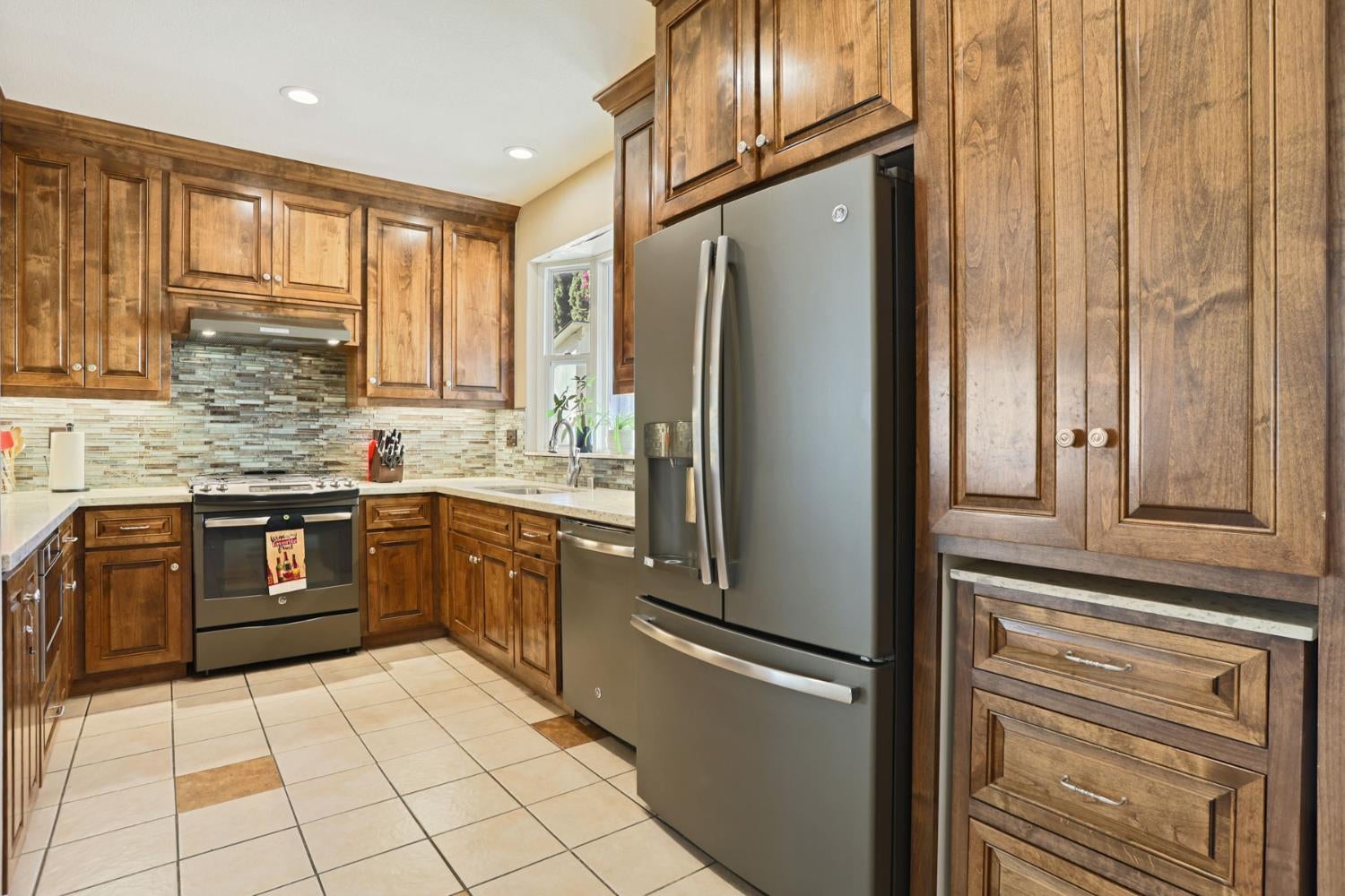 1549 Woodland Court