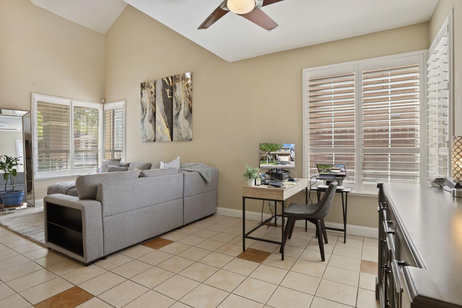 1549 Woodland Court