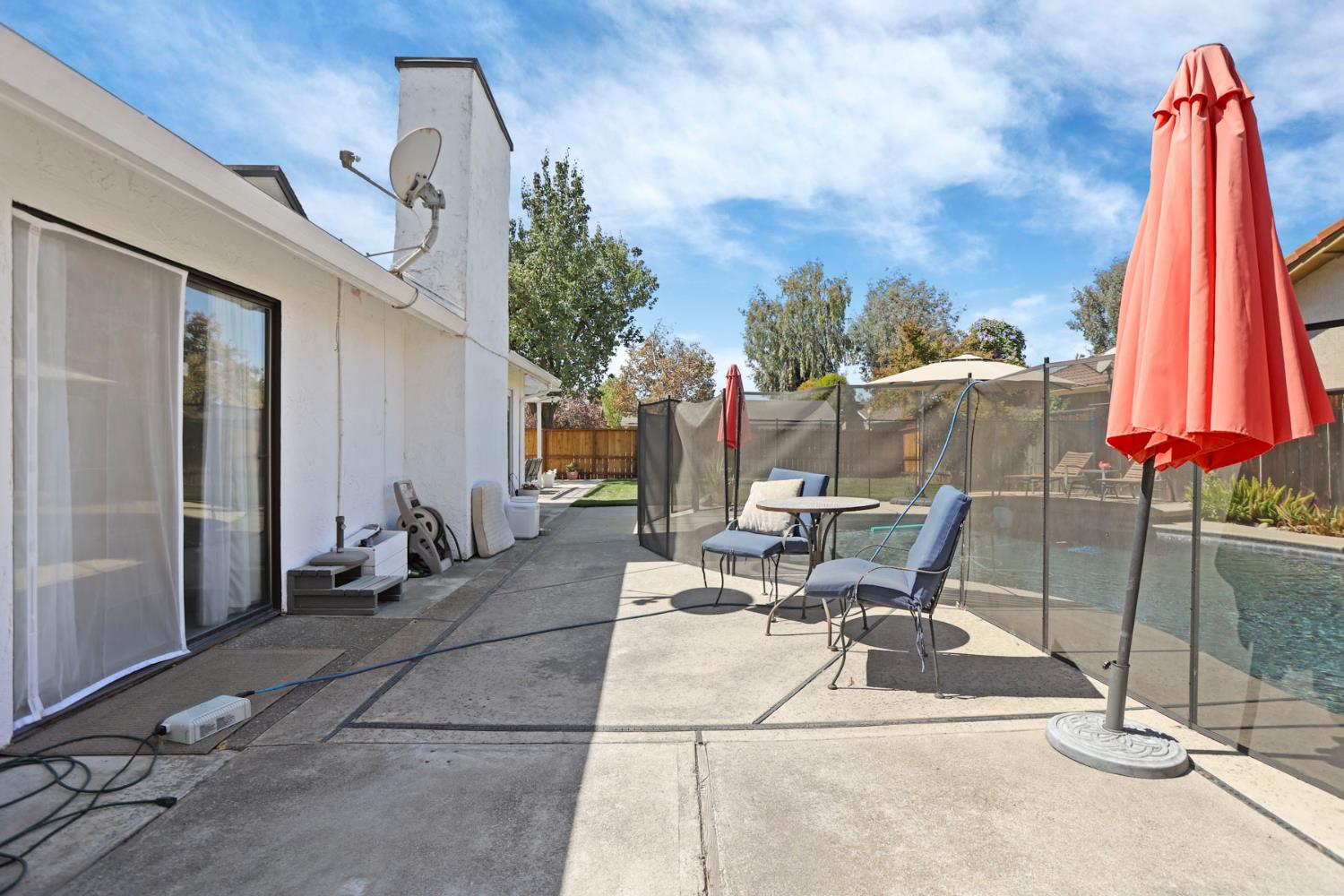 2655 Meadow Lake Drive