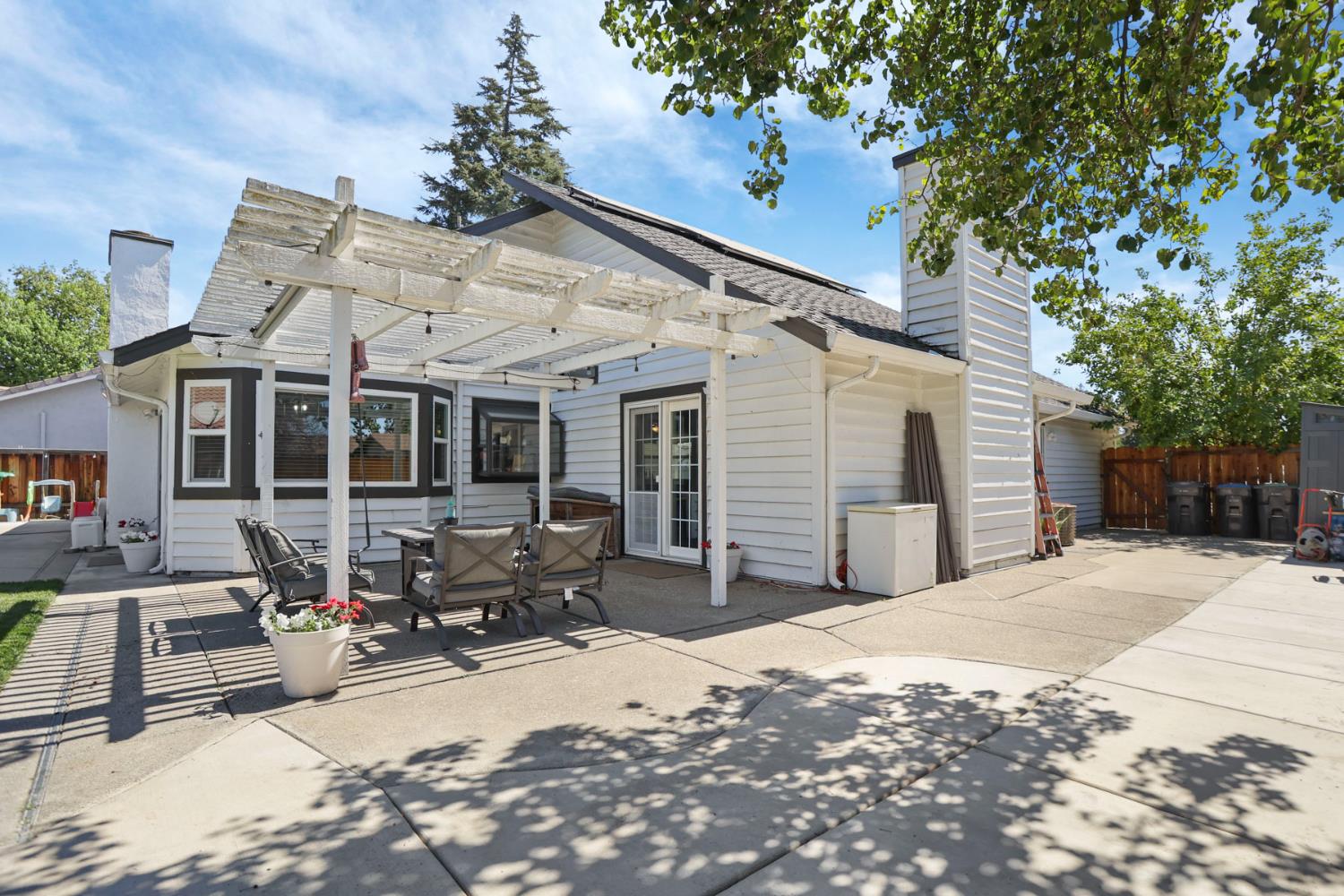 2655 Meadow Lake Drive
