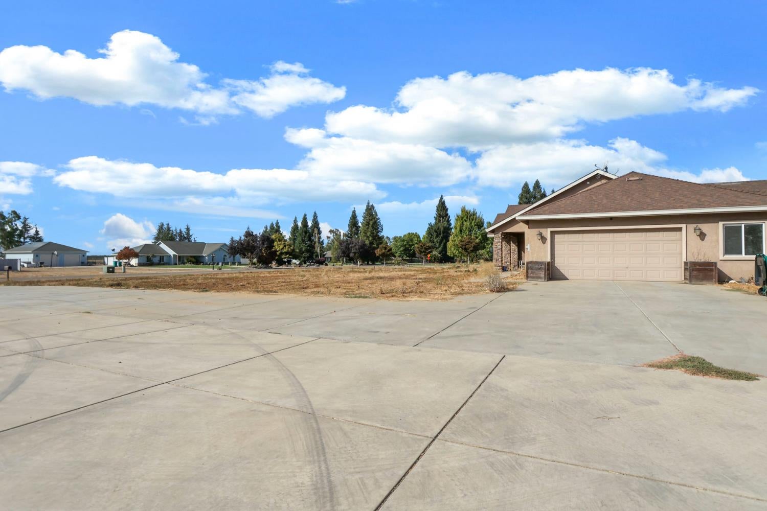 21187 E Rose Clover Lane