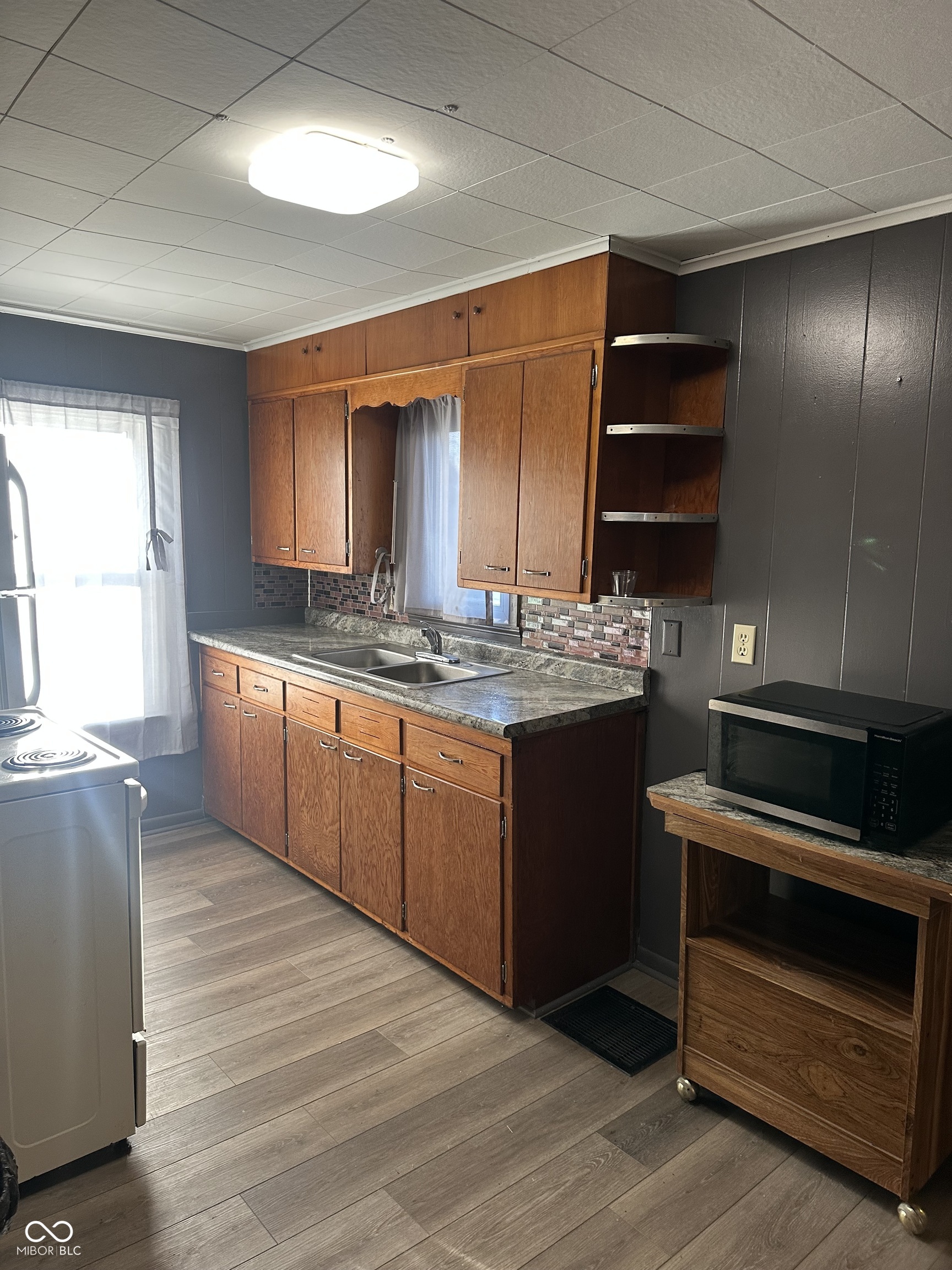 132 W Berry Street