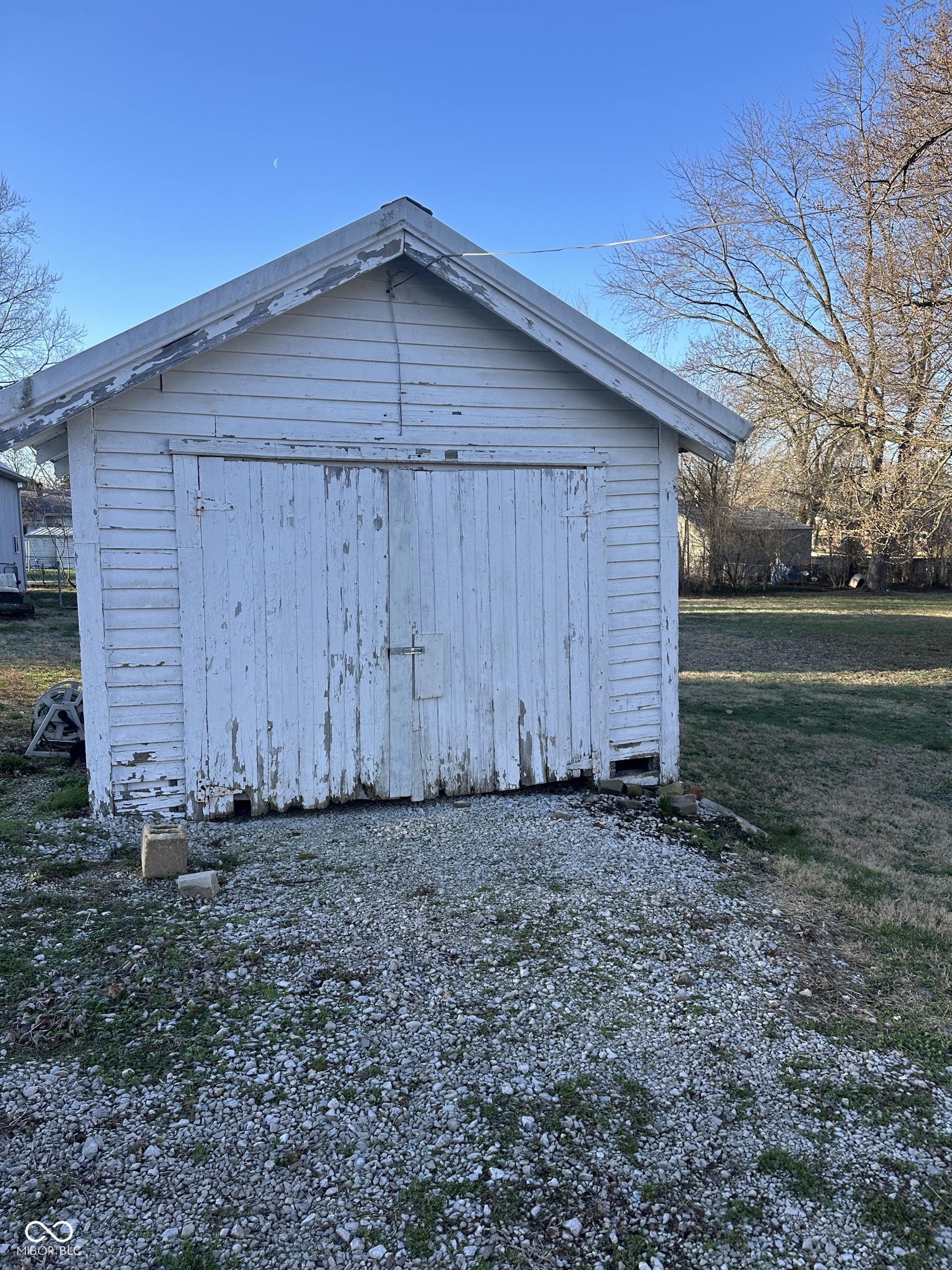 132 W Berry Street