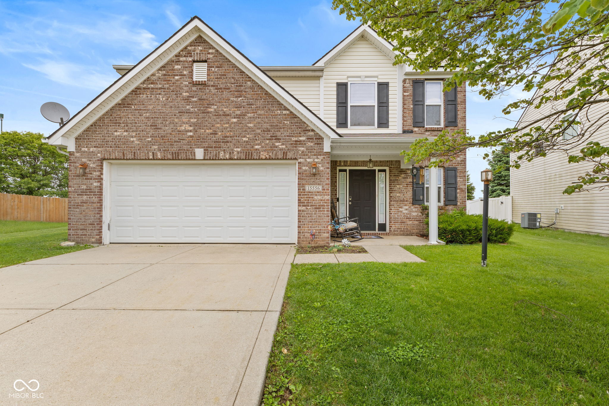 15556 Old Pond Circle