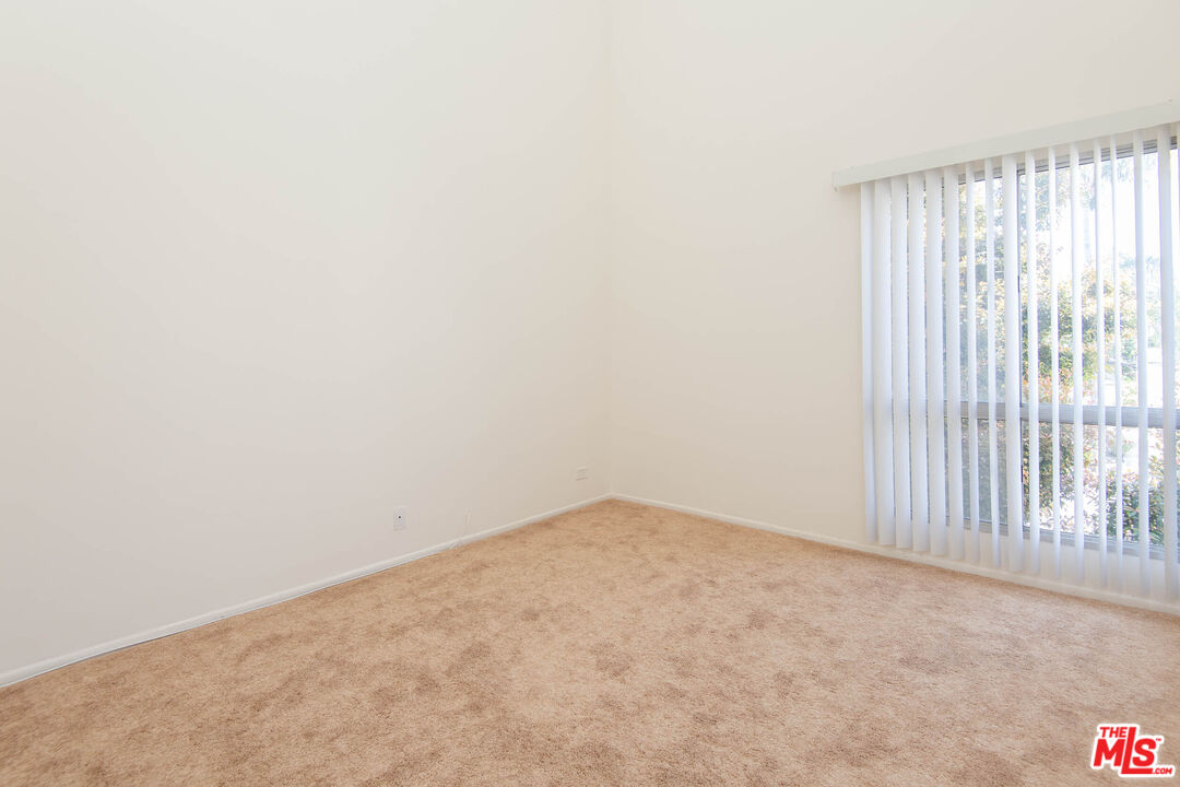 1440 Veteran Ave Unit: 320