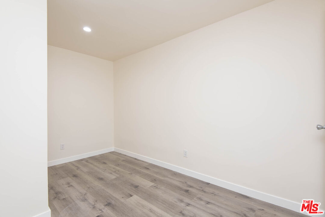 1440 Veteran Ave Unit: 320