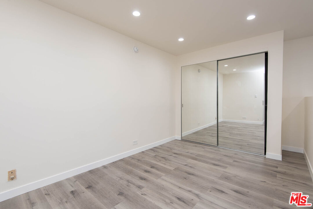 1440 Veteran Ave Unit: 320