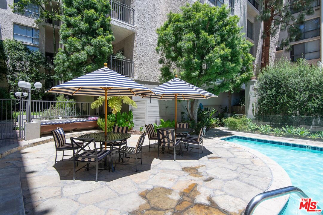 1440 Veteran Ave Unit: 320