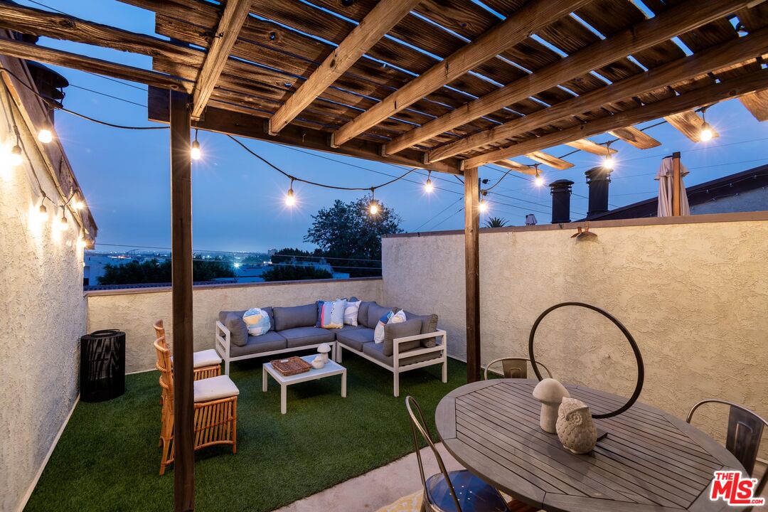 11625 Texas Ave Unit: 303