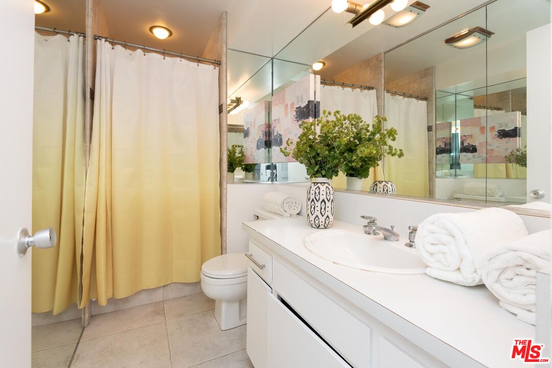 11625 Texas Ave Unit: 303